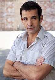 Дмитрий Певцов